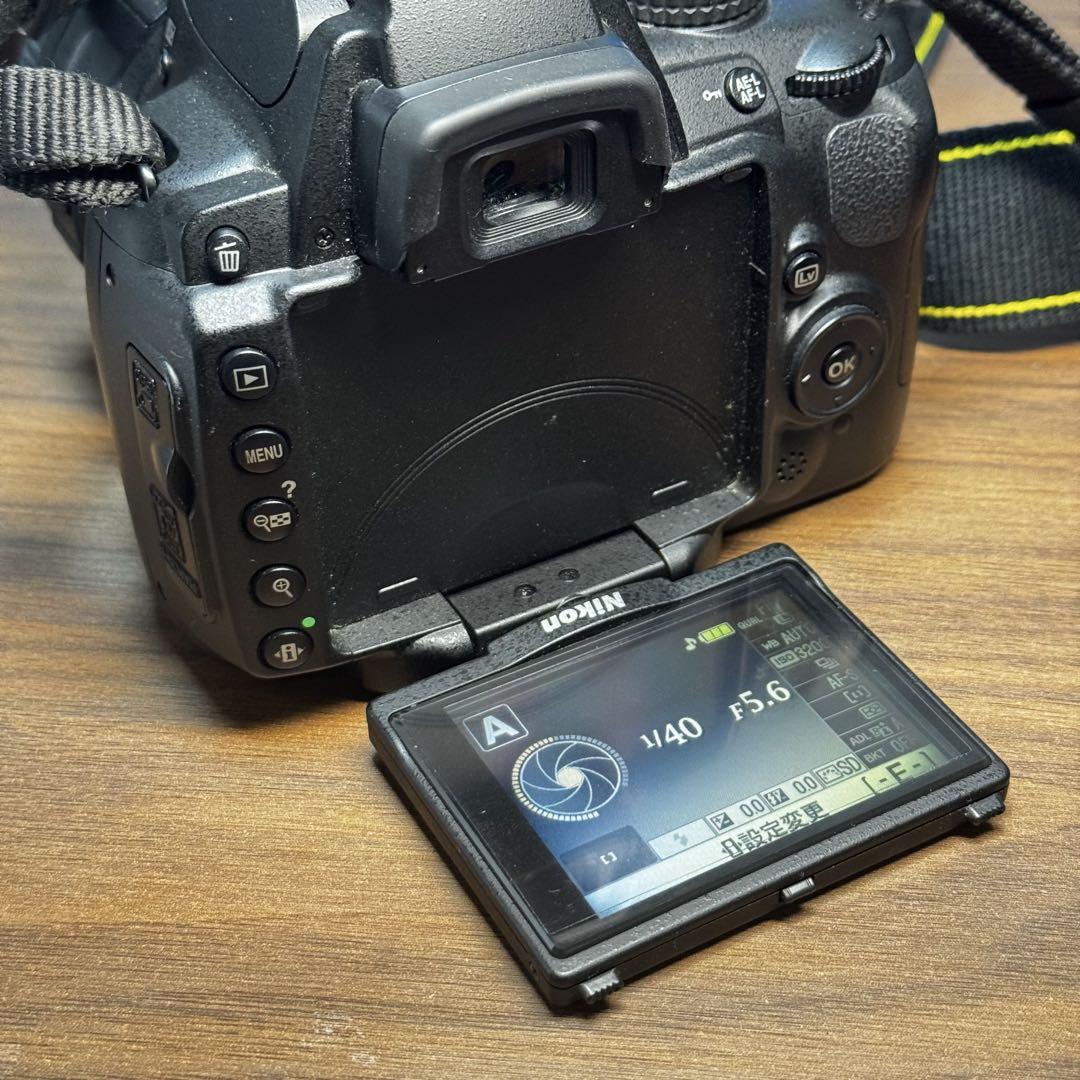 Nikon D5000 一眼レフ レンズセット シャッター数2650枚 美品