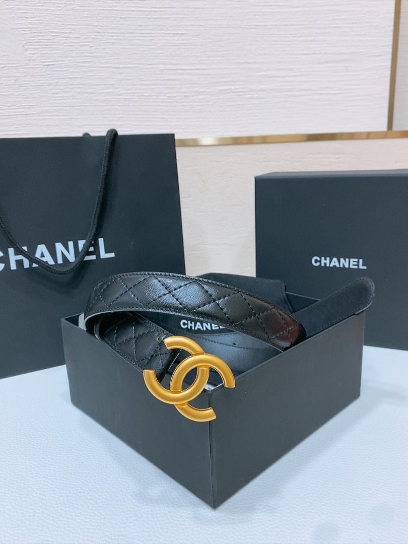 CHANEL ブラック キルティングベルト