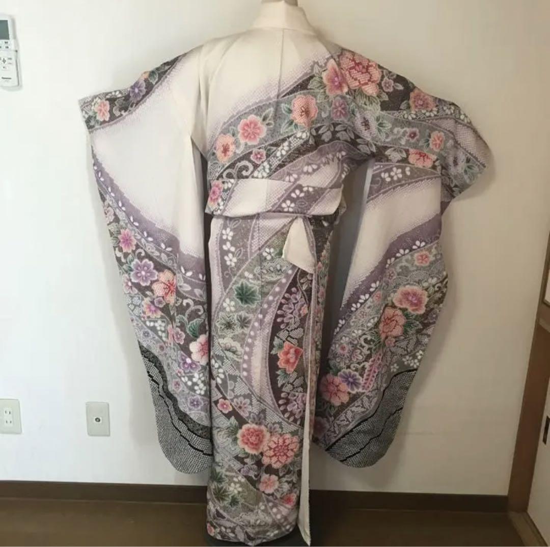 [大特価！！！] 振袖　正絹振袖　白・総絞り・のしめ