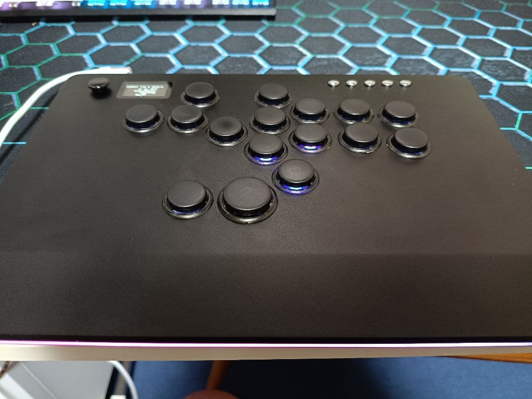 アケコン目立った傷や汚れなし