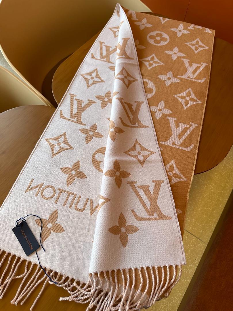 ルイヴィトン　マフラー・LV エセンシャル M77728