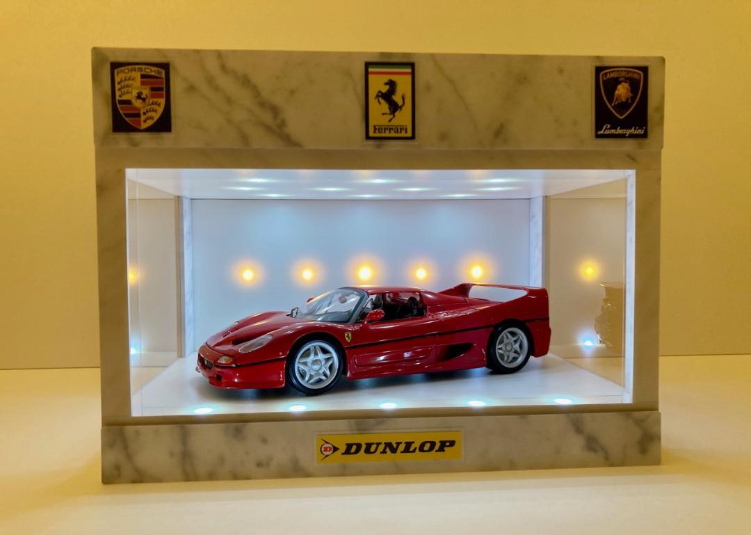 1/18.1/24展示可・WH基調・3面発光ディスプレーBOX・ネオ