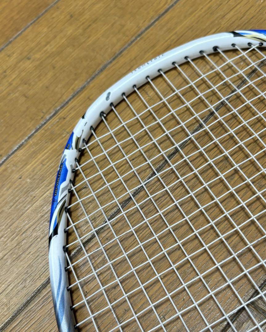 YONEX バドミントンラケット ボルトリック60