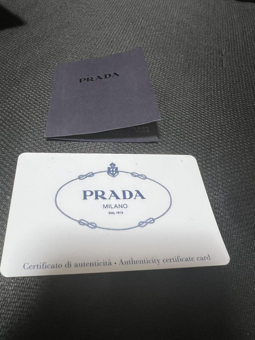 PRADA エピレザー 長財布 黒