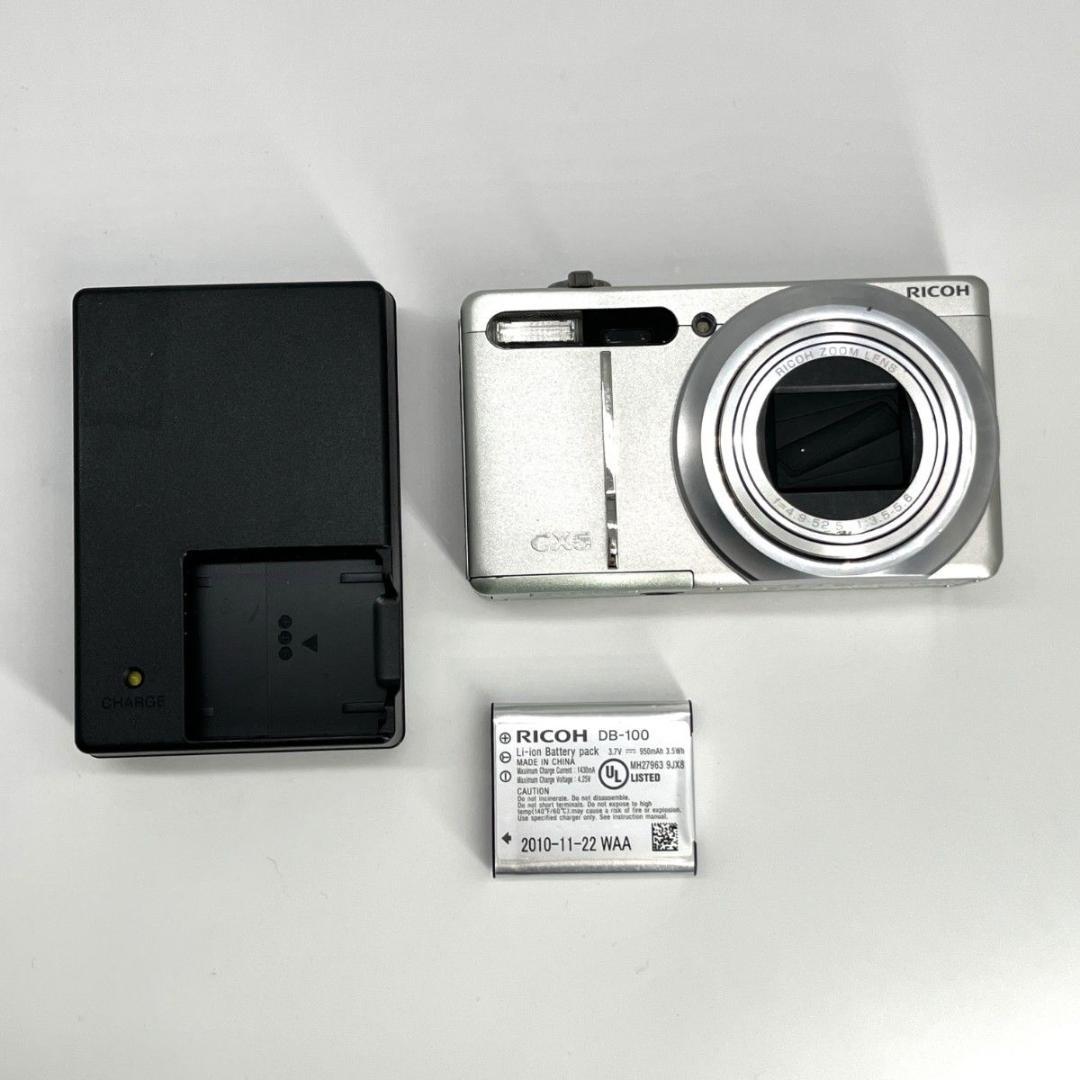 RICOH CX5 デジタルカメラ 本体と付属品 美品 美品 RICOH CX5 デジタルカメラ 付属品付き