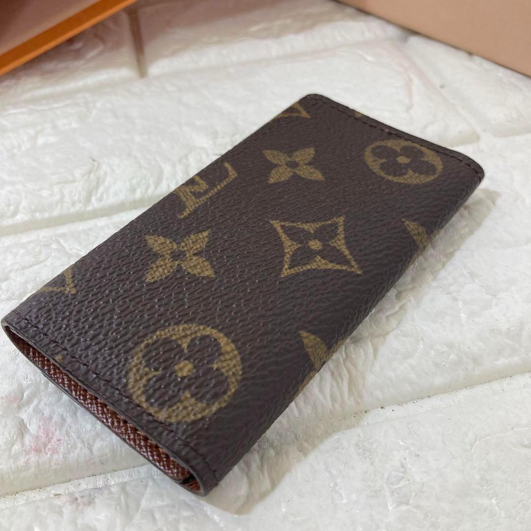 数回使用のみ！　ルイヴィトン　キーケース　モノグラム　4連式