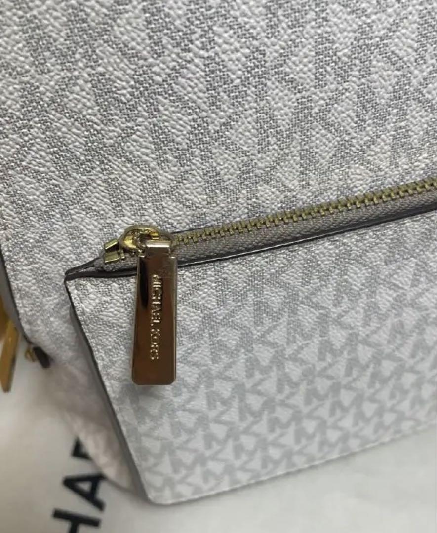MICHAEL KORS グレー ホワイト バックパック