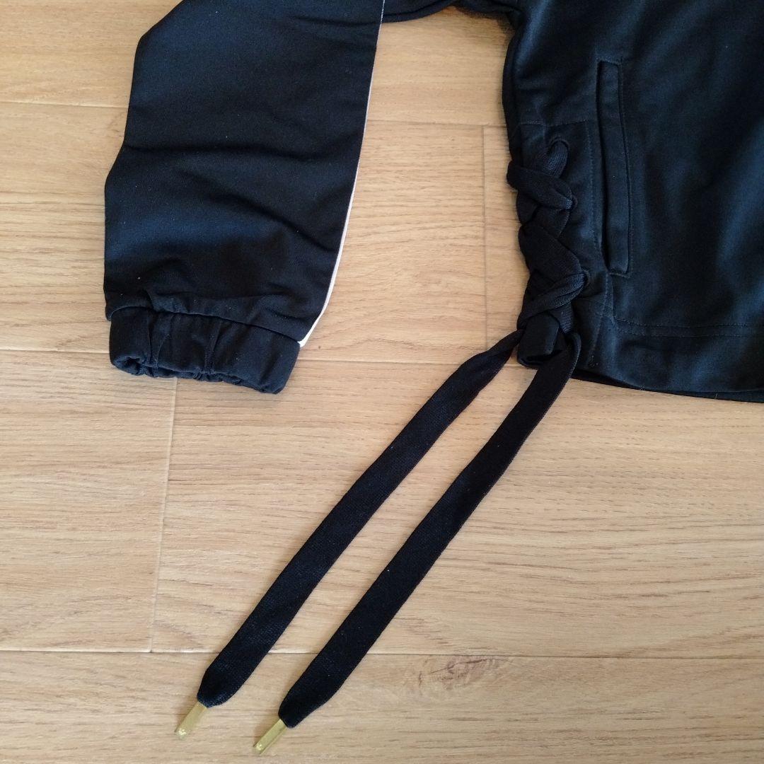 ｚ018【限定品】adidasバレンタイン限定ハート柄