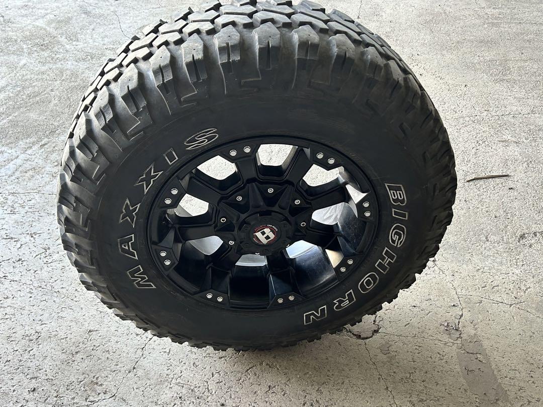MAXXIS BIGHORN 285/70/17 夏タイヤ・ホイール４本セット