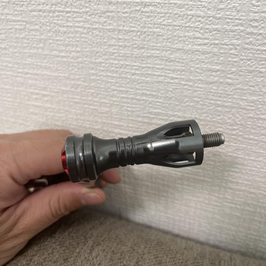 LIVRE パワー88 シマノ左用　スピニングリール グレー/レッド