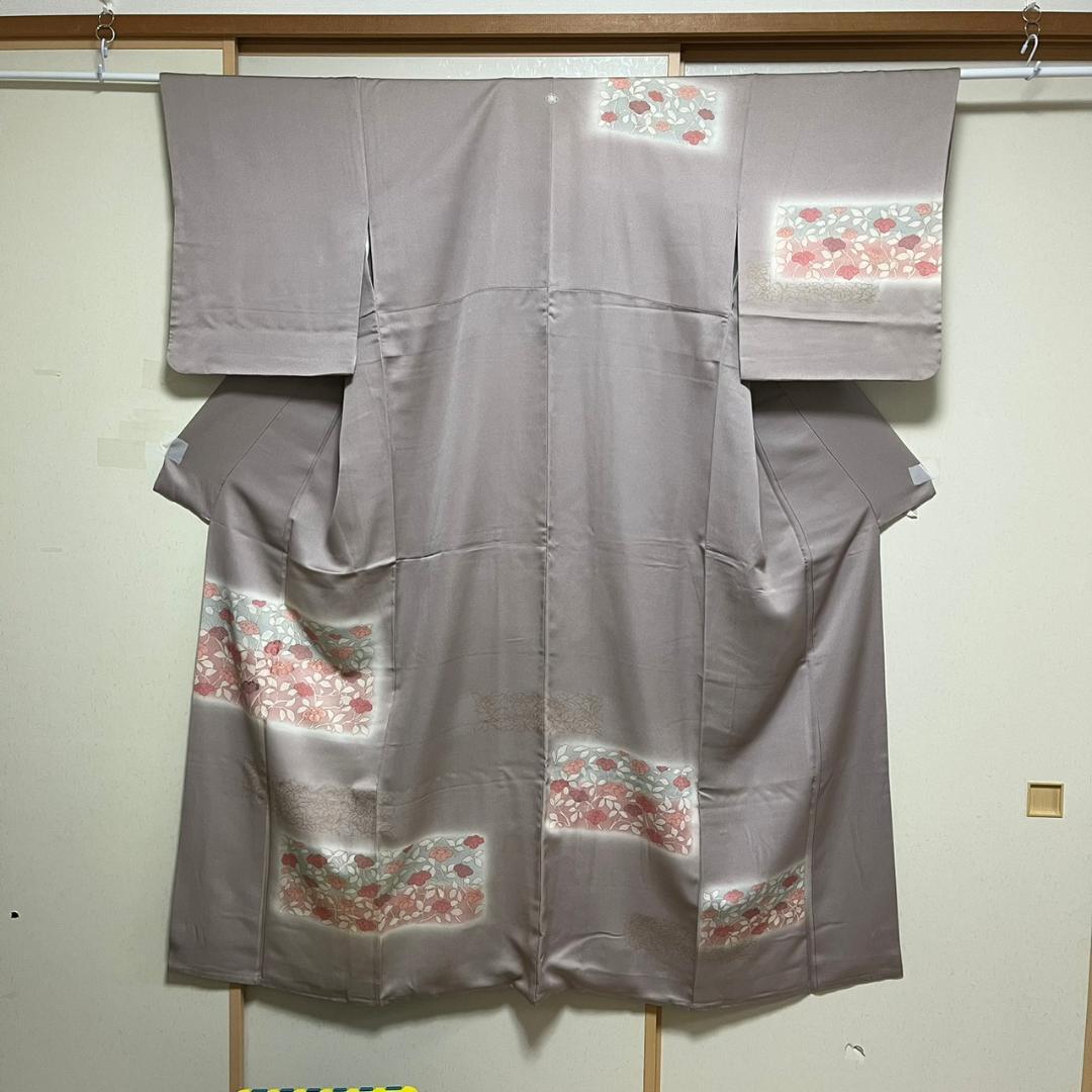 【送料無料/即納】  付け下げ広襟、正絹高級感の漂う逸品 着物・浴衣