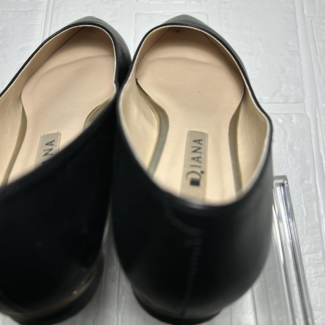 未使用級【DIANA】フラットパンプス(22.5)ポインテッドトゥ レザー　本革