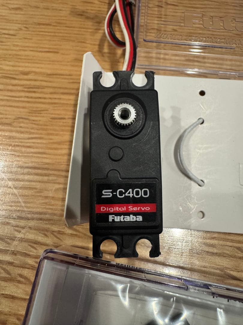 フタバ サーボ S-C400目立った傷や汚れなし