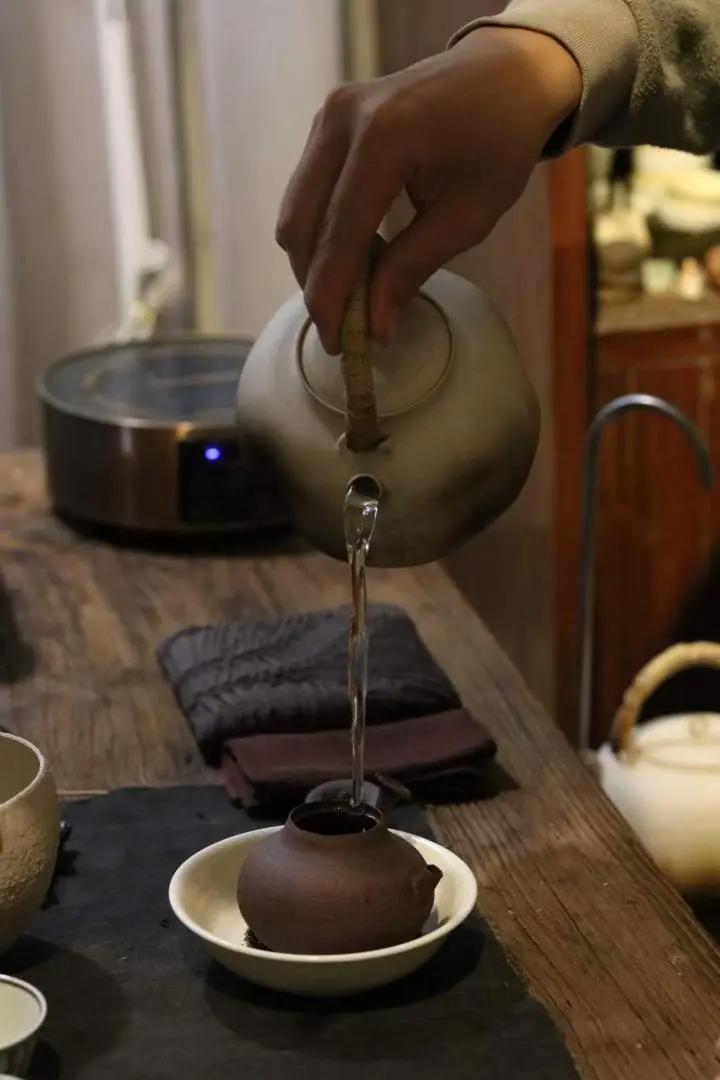20央雨 景徳鎮 紫砂壺 朱泥塗り 中国茶壺 画像8