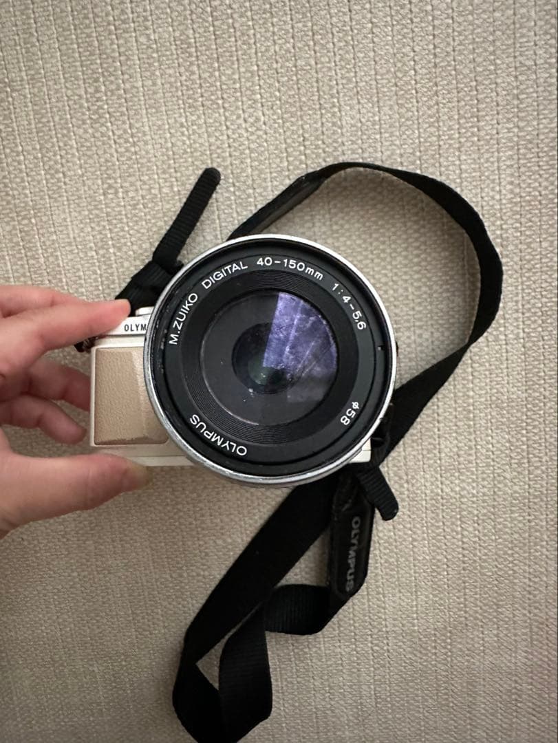 ジャンク品⭐︎Olympus E-PL7ミラーレスカメラ 40-150mmレンズ付 ジャンク品⭐︎Olympus E-PL7ミラーレスカメラ 40-150mmレンズ付