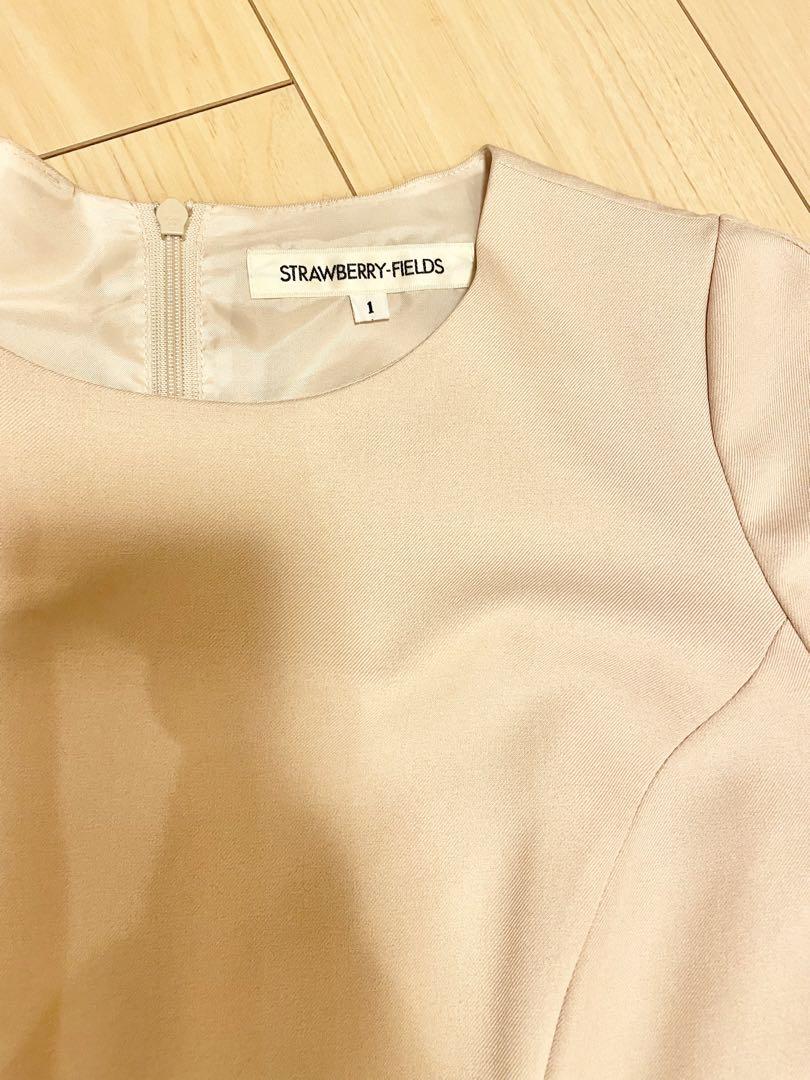 【試着のみ】ストロベリーフィールズ　ワンピース　プリーツ　ピンク　ベージュ