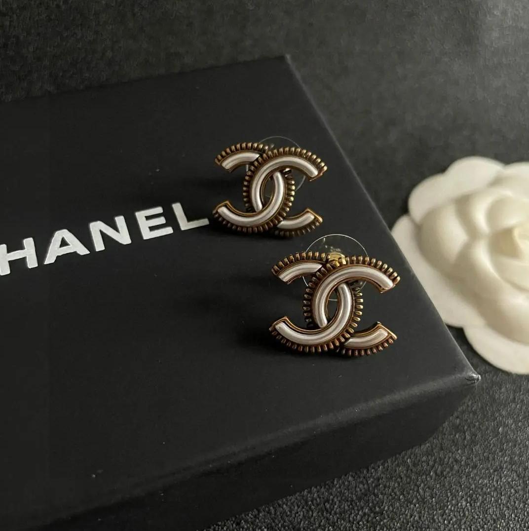 驚きの価格 ✨️極美品✨️ メルカリ - ピアス CHANELシャネル アクセサリー