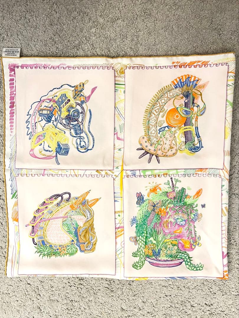 Hermes エルメスカレ90 シュバロスコープスカーフ Hermes エルメスカレ90 シュバロスコープスカーフ