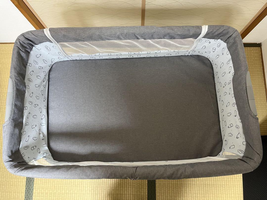 極美品 ZOOBLY グレー ベビーベッド キャスター付き 高さ調整可能