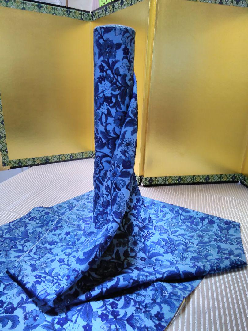 未使用　正絹　反物　丹後ちりめん　京小紋(藍色味　花柄)　美品