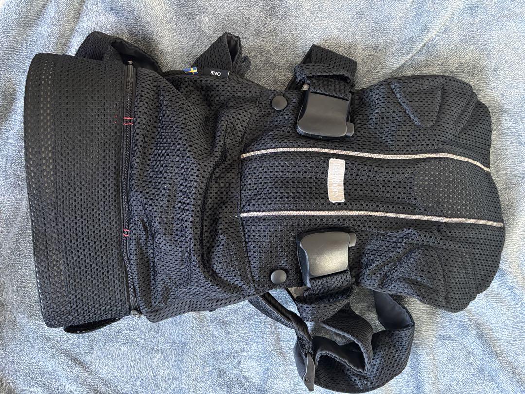 抱っこ紐　Baby carrier one kai air