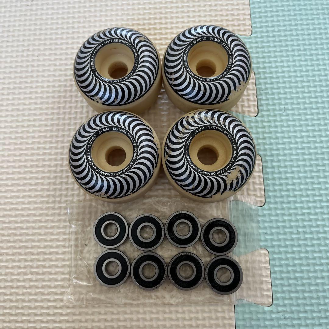 Spitfire f4 54mm classic スケボー　ハードウィール