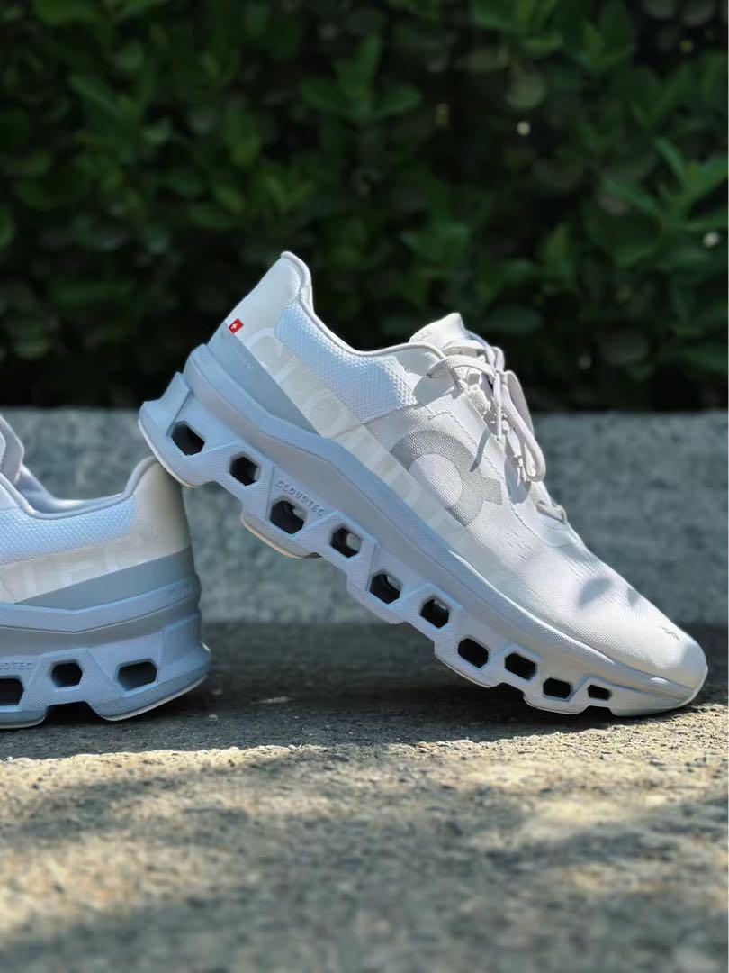 on Cloudmonster グレイシャーグレー スニーカー on Cloudmonster グレイシャーグレー スニーカー 25.5