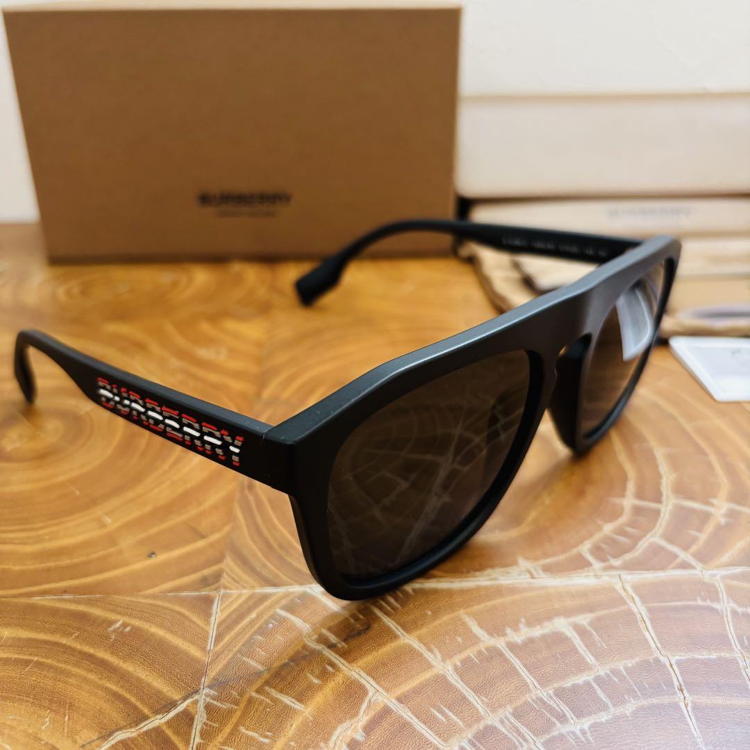BURBERRY バーバリー サングラス メガネ OBE4396-U ブラック