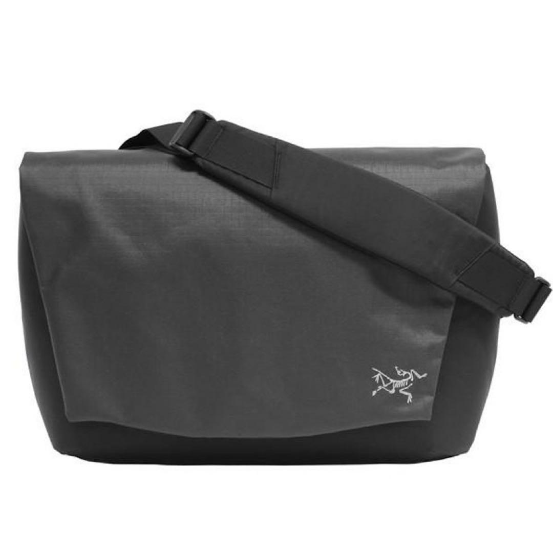 アークテリクス　メッセンジャーバッグ 都会の自転車ツーキニスト必見。〈ARC'TERYX〉のメッセンジャー