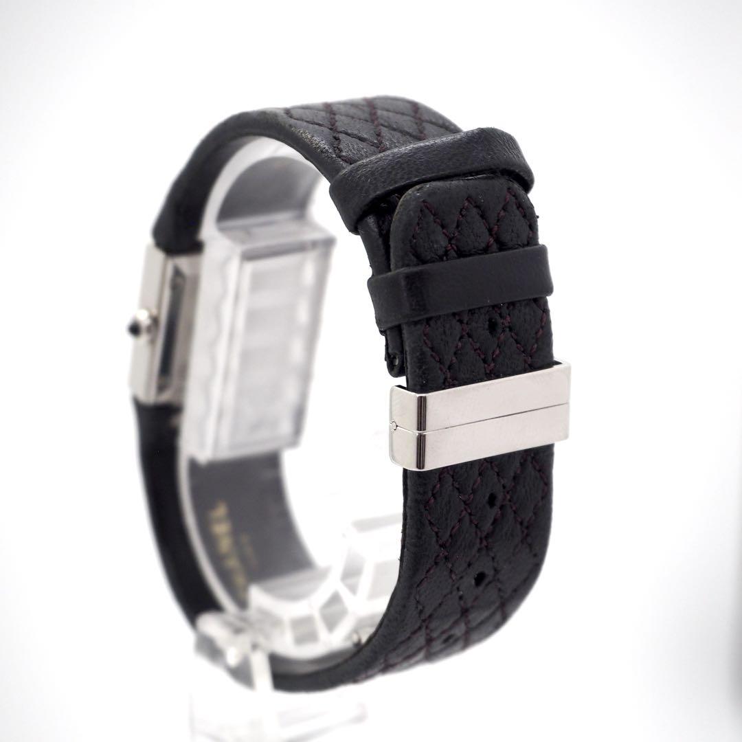 738 CHANEL 時計　マトラッセ レディース シルバー ブラック　スクエア