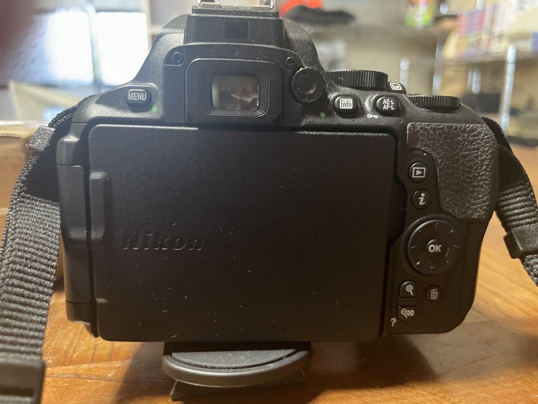 Nikon デジタル一眼レフカメラ D5600