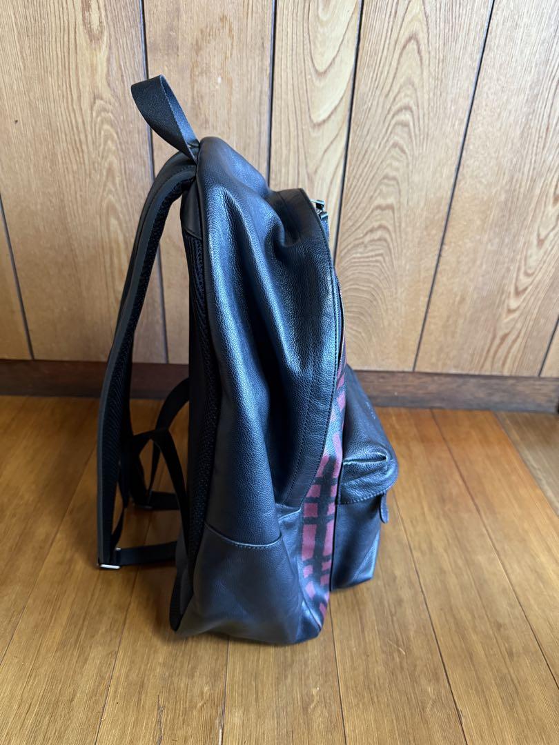 COACH チェック柄リュック 黒・えんじ色
