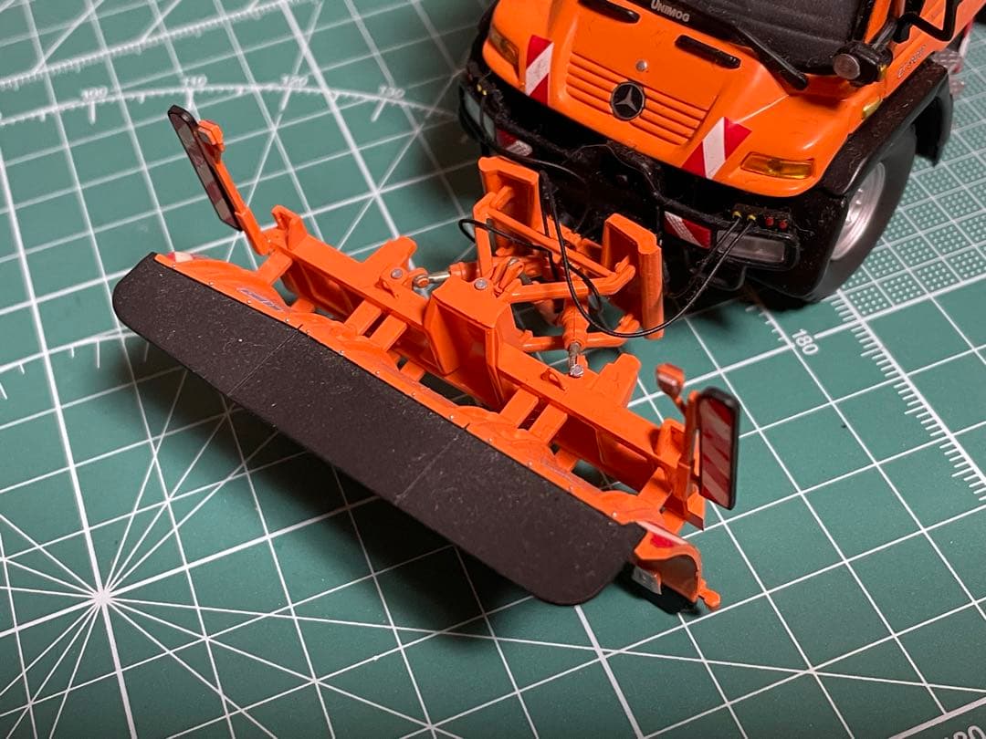【未開封、未使用】シュコー製ベンツウニモグ 除雪プラウ付き 1/43 【未開封、未使用】シュコー製ベンツウニモグ 除雪プラウ付き 1/43