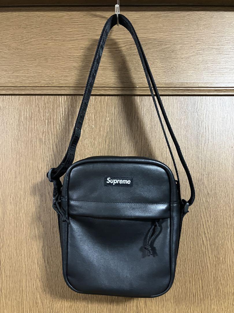 Supreme Leather Shoulder Bag ブラック