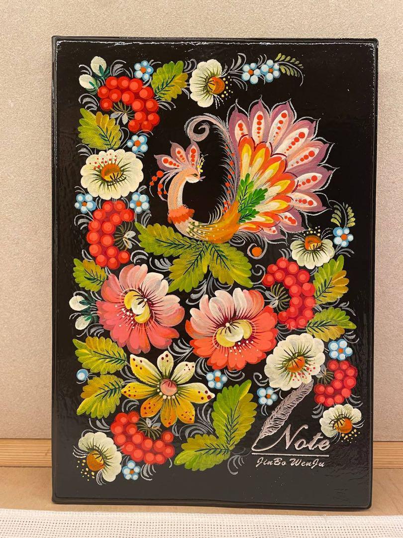 ウクライナの伝統絵画ペトリキウカ塗りのノート（人間国宝作）　アート　手描き