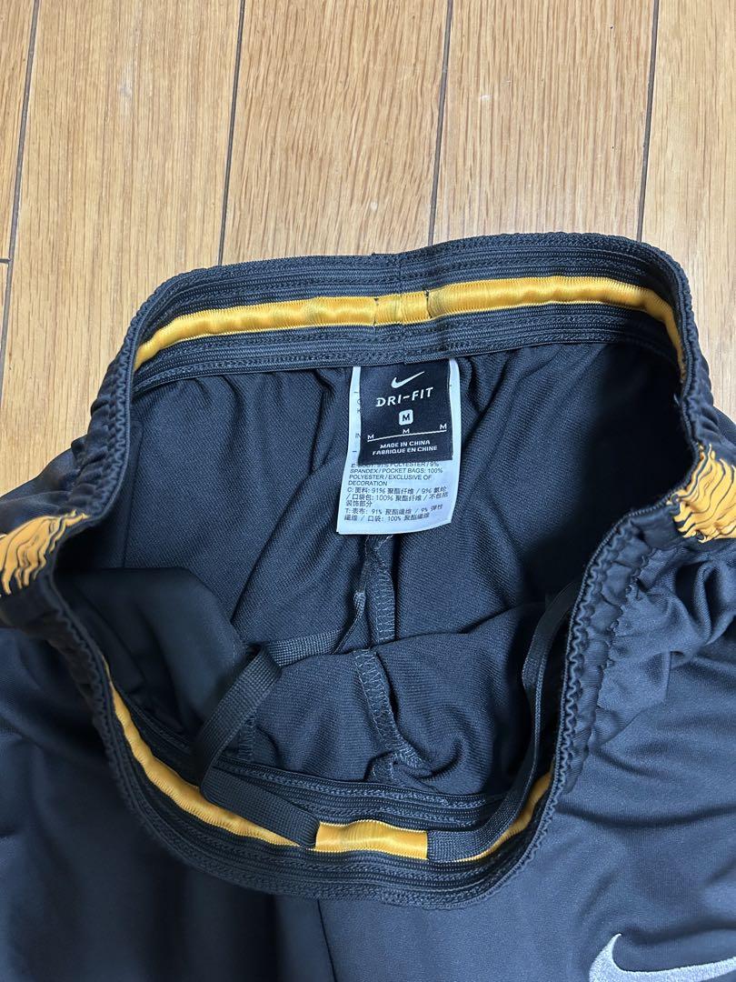 みんなが待ってた！＼再入荷待ち／人気ランキング Nike DRI-FIT ハーフパンツ M 黒/黄 七部パンツ 浦和レッズ支給 ウェア