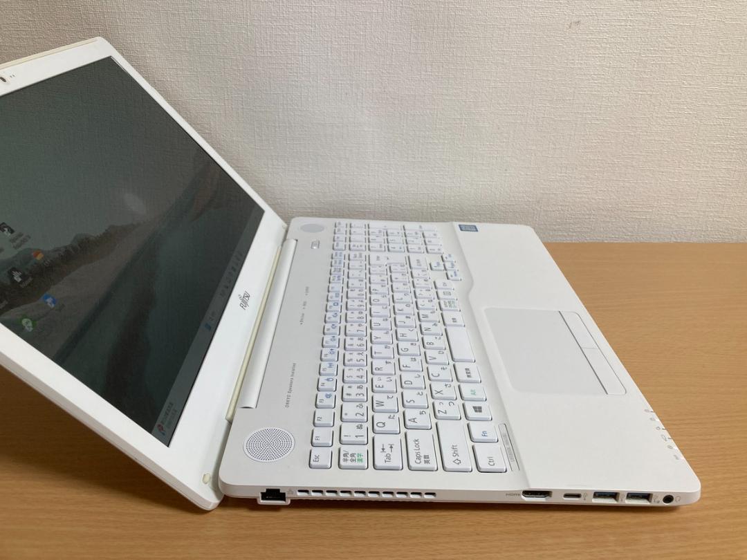 FUJITSU ノートパソコン