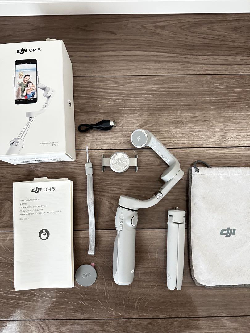 DJI OM5 スマホ用ジンバル／自撮り棒 - メルカリ