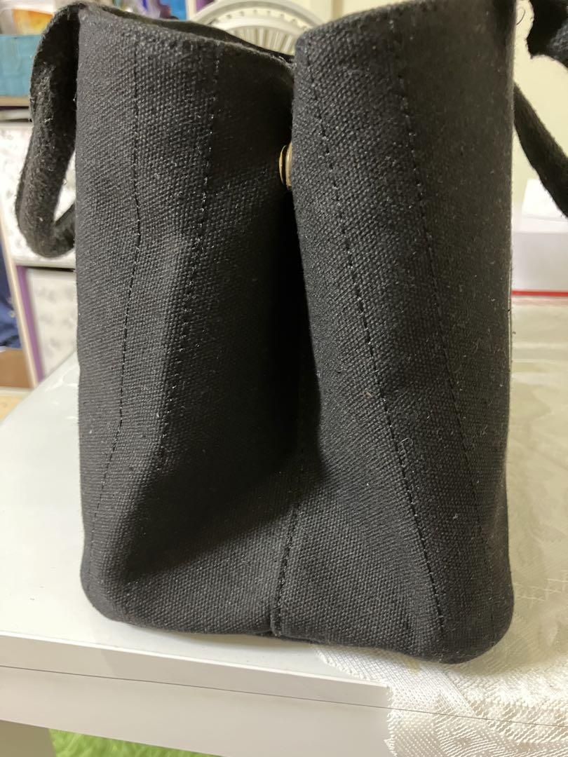 マジの生活困窮者です　限界なのでお願いします　PRADA 　カナパ　黒