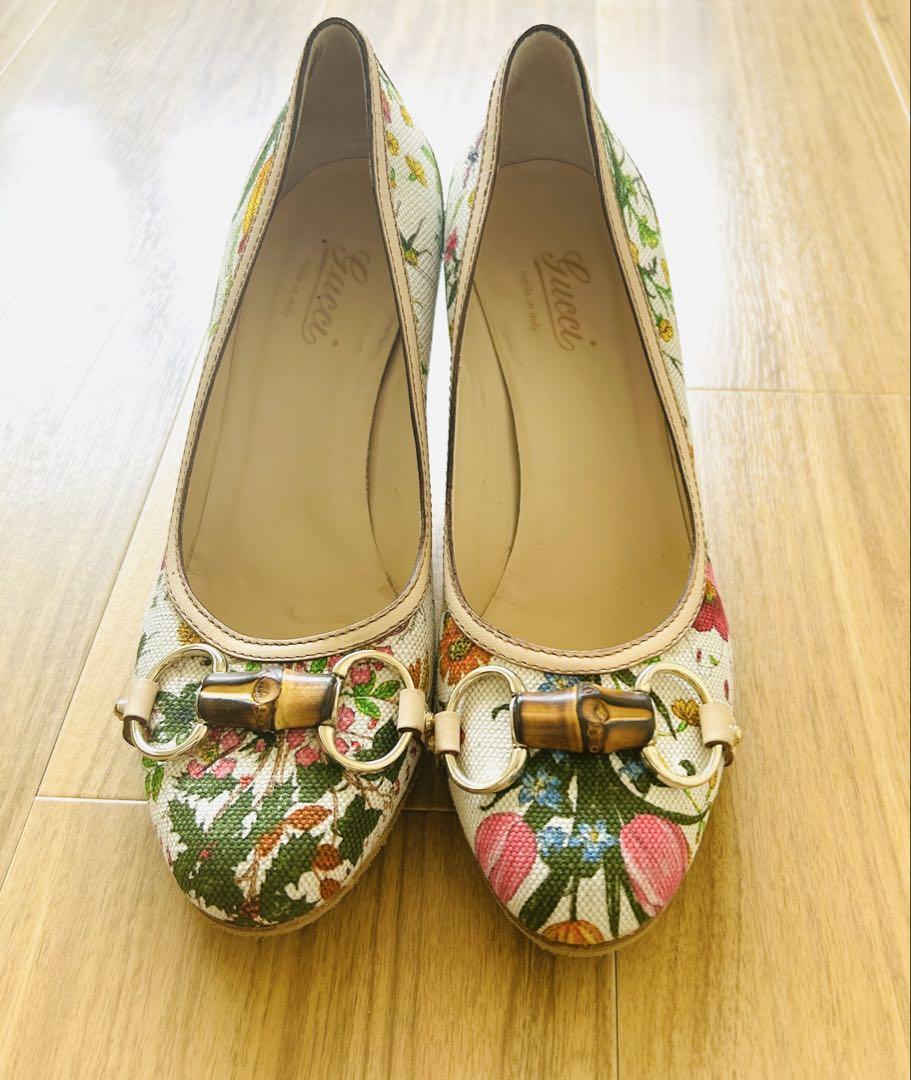 GUCCIグッチ　フラワープリント　パンプス　23.5cm 36.5