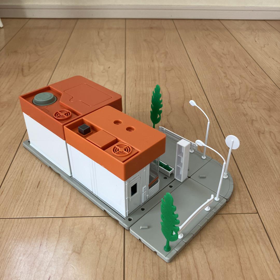 廃盤品】トミカタウン 立体パーキング タイムズ 信号機｜Yahoo