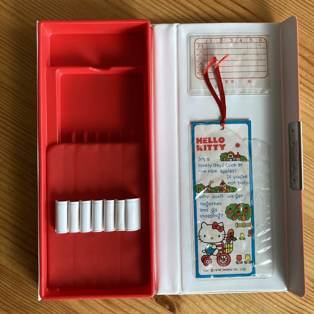 昭和レトロ 1976年当時物 サンリオ キティ筆箱 サンリオ 昭和レトロ 1976年当時物 サンリオ キティ筆箱 サンリオ