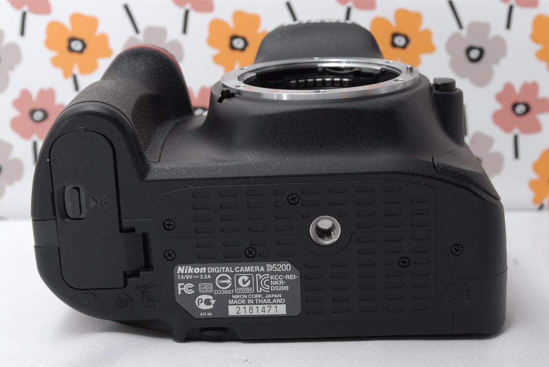 ❤Nikon D5200❤すぐ使えるセット❤スマホ転送OK❤S数5572回!❤ ❤Nikon D5200❤すぐ使えるセット❤スマホ転送OK❤S数5572回!❤