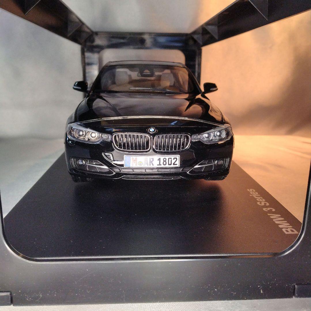 BMW 3シリーズ 335i サファイアブラック 1/18 ミニカー