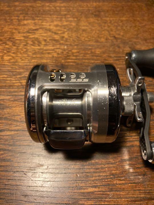 DAIWA ミリオネア凛牙 HL-SSS 103 右ハンドル カスタム