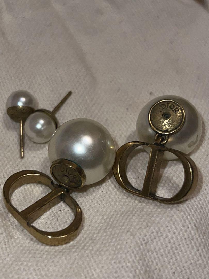 Dior トライバルピアス DIORパールピアス