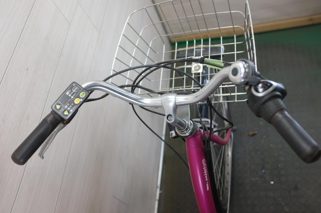 電動自転車 ヤマハPAS　26インチ　3段　8.7Ah充電器あり