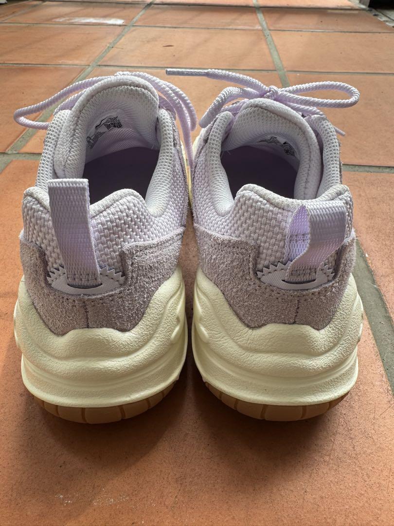 靴 Nike tech hera 23.5cm