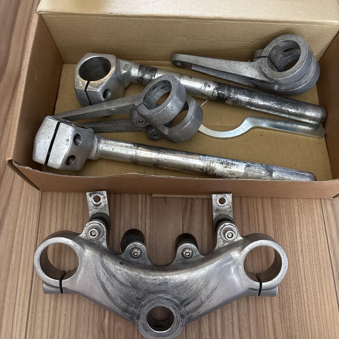 SR400 セパレートハンドル　部品