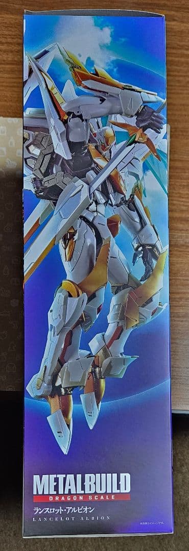 ランスロット・アルビオン メタルビルド DRAGON SCALE コードギアス ランスロット・アルビオン メタルビルド DRAGON SCALE コードギアス